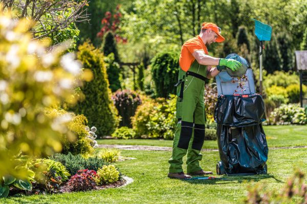 Cost of Lawn Cleaning Service in Palm Bay